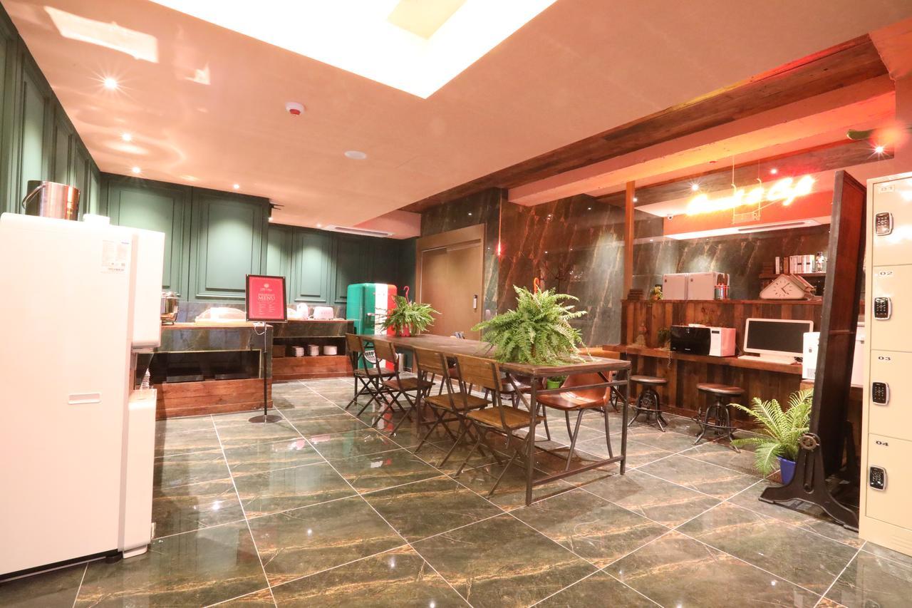 February Stay Gangseo Пусан Екстер'єр фото