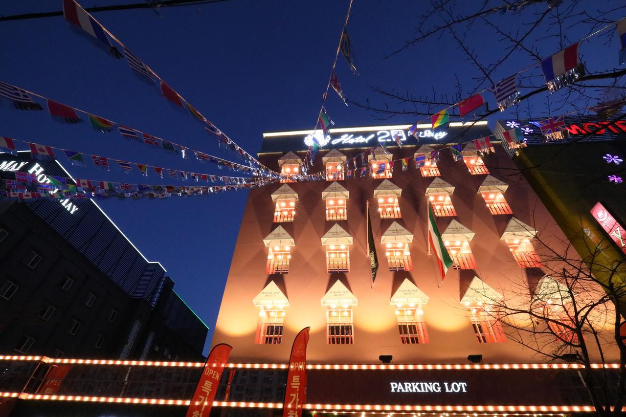 February Stay Gangseo Пусан Екстер'єр фото
